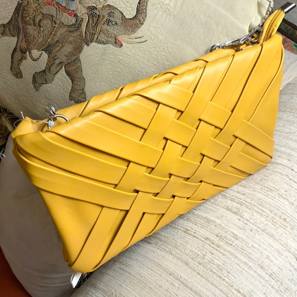 Stunning CLUTCH / SHOULDER BAGS ❤️NWT  TWO HANDBAGS BLACK & MUSTARD CHAIN STRAP - Picture 7 of 15